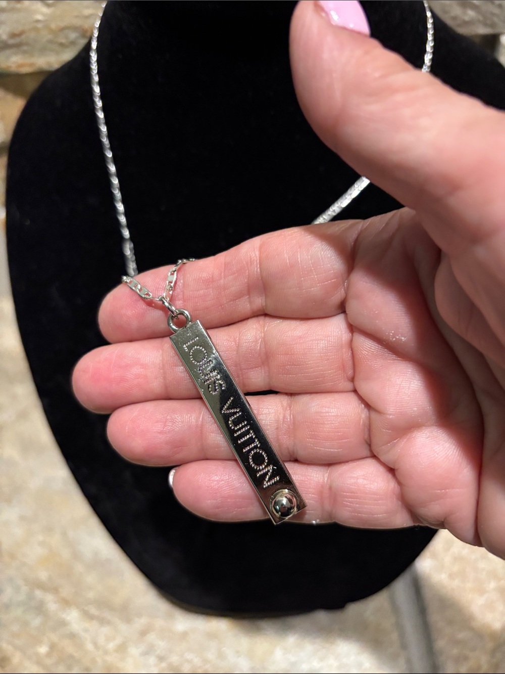 LV Silver Vertical Logo Bar Necklace - Picture 2 of 5